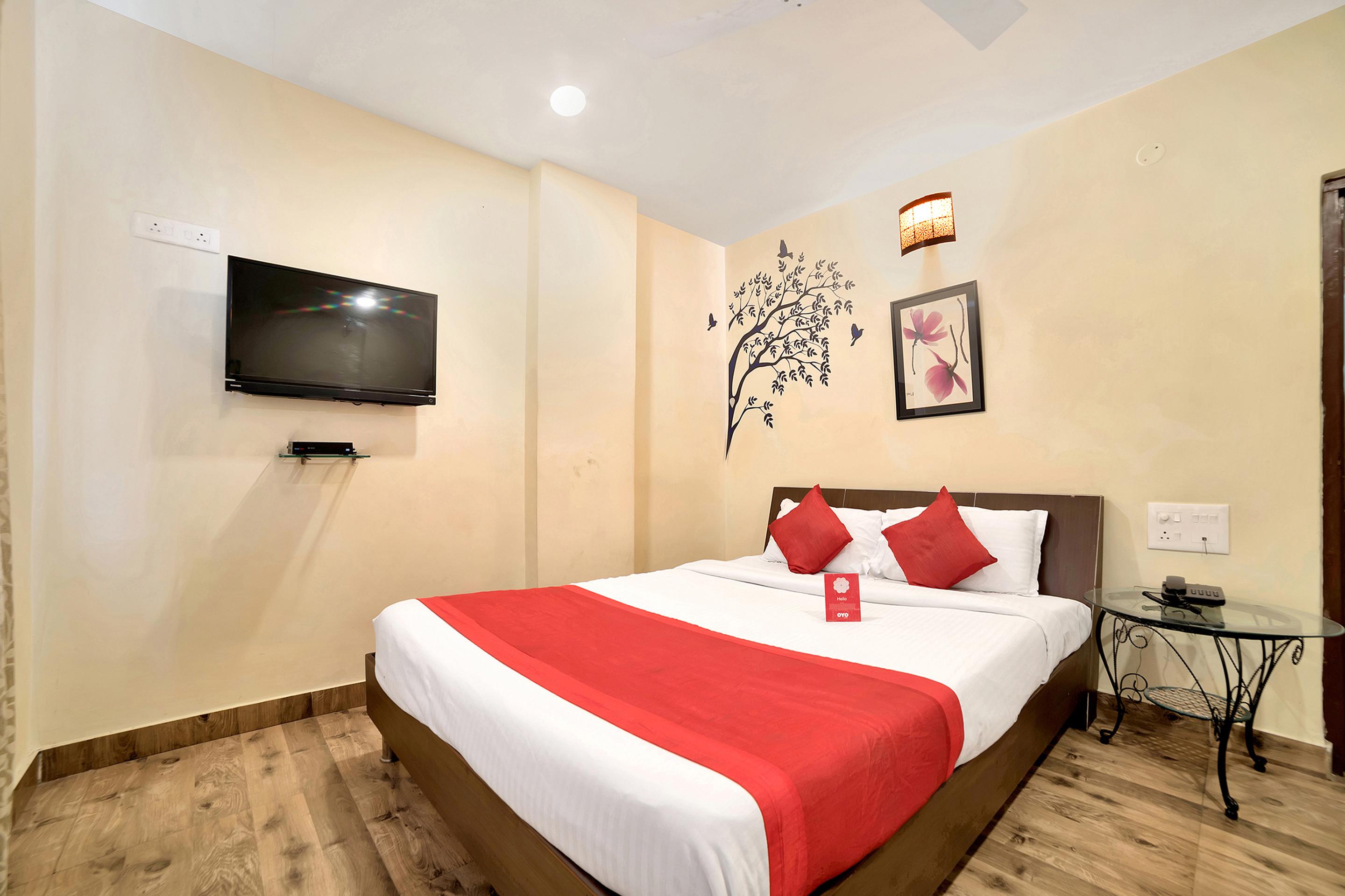 Oyo 674 Apartment Hotel Manar Luxury Suites Hyderabad Exterior photo