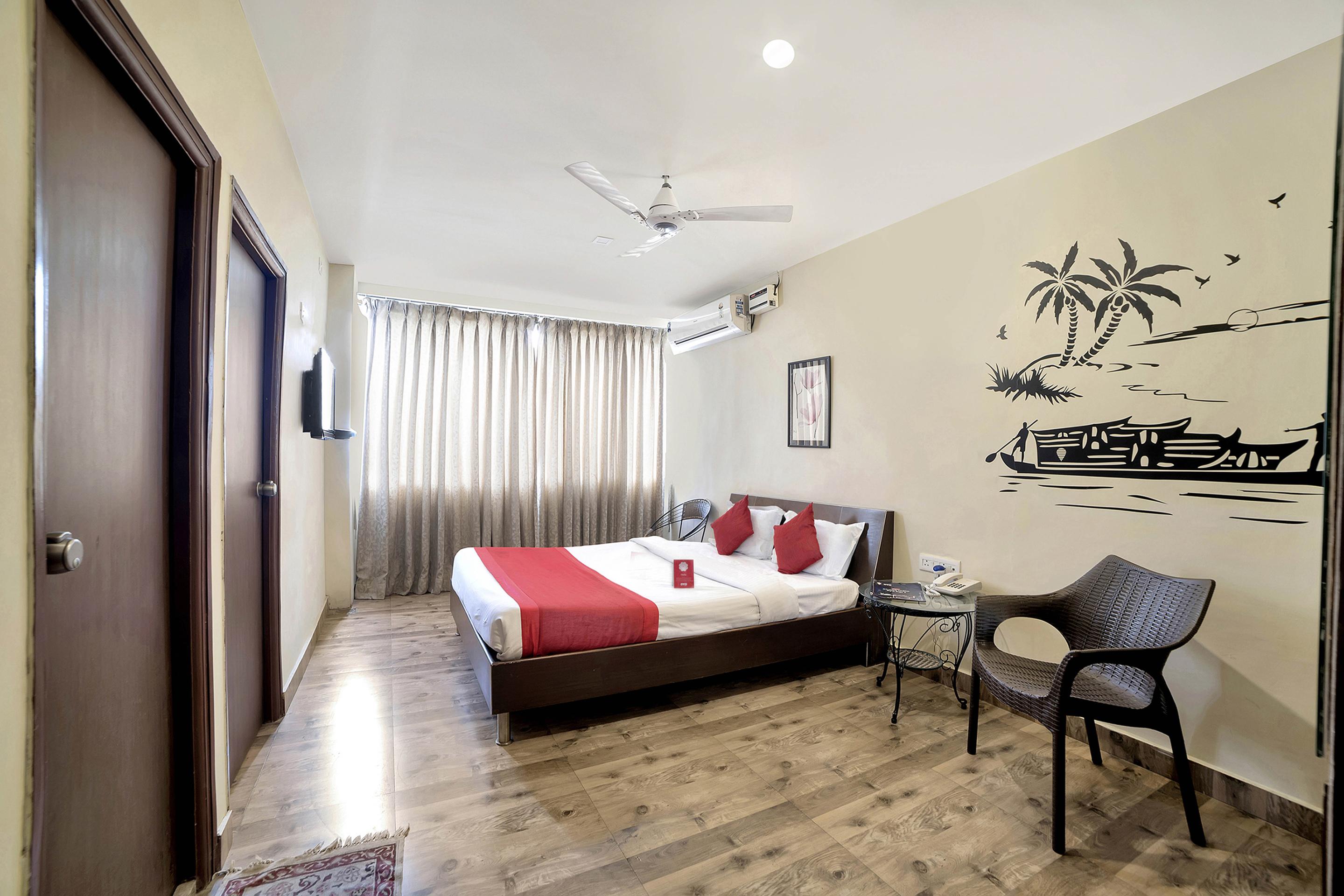 Oyo 674 Apartment Hotel Manar Luxury Suites Hyderabad Exterior photo