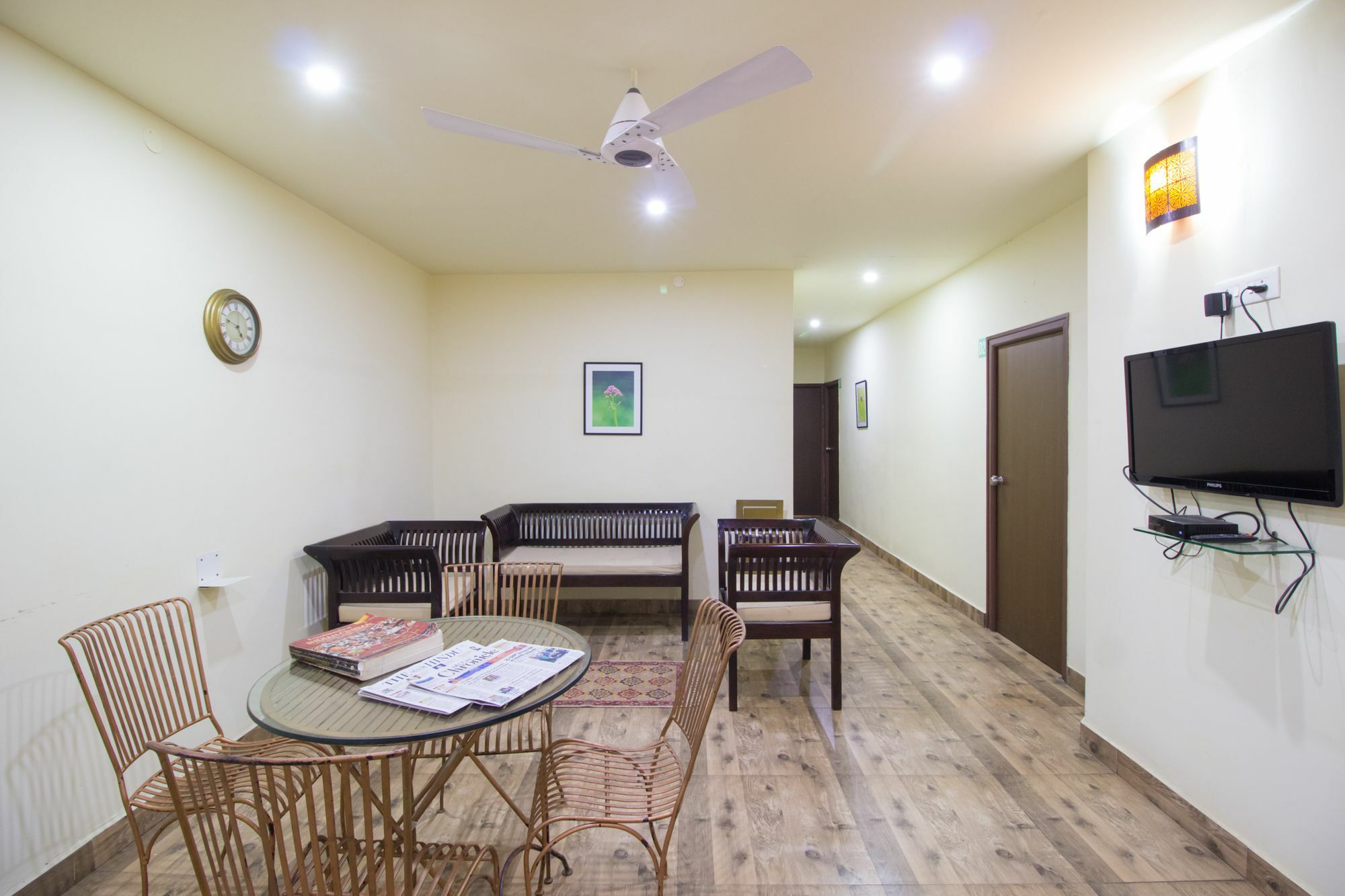 Oyo 674 Apartment Hotel Manar Luxury Suites Hyderabad Exterior photo