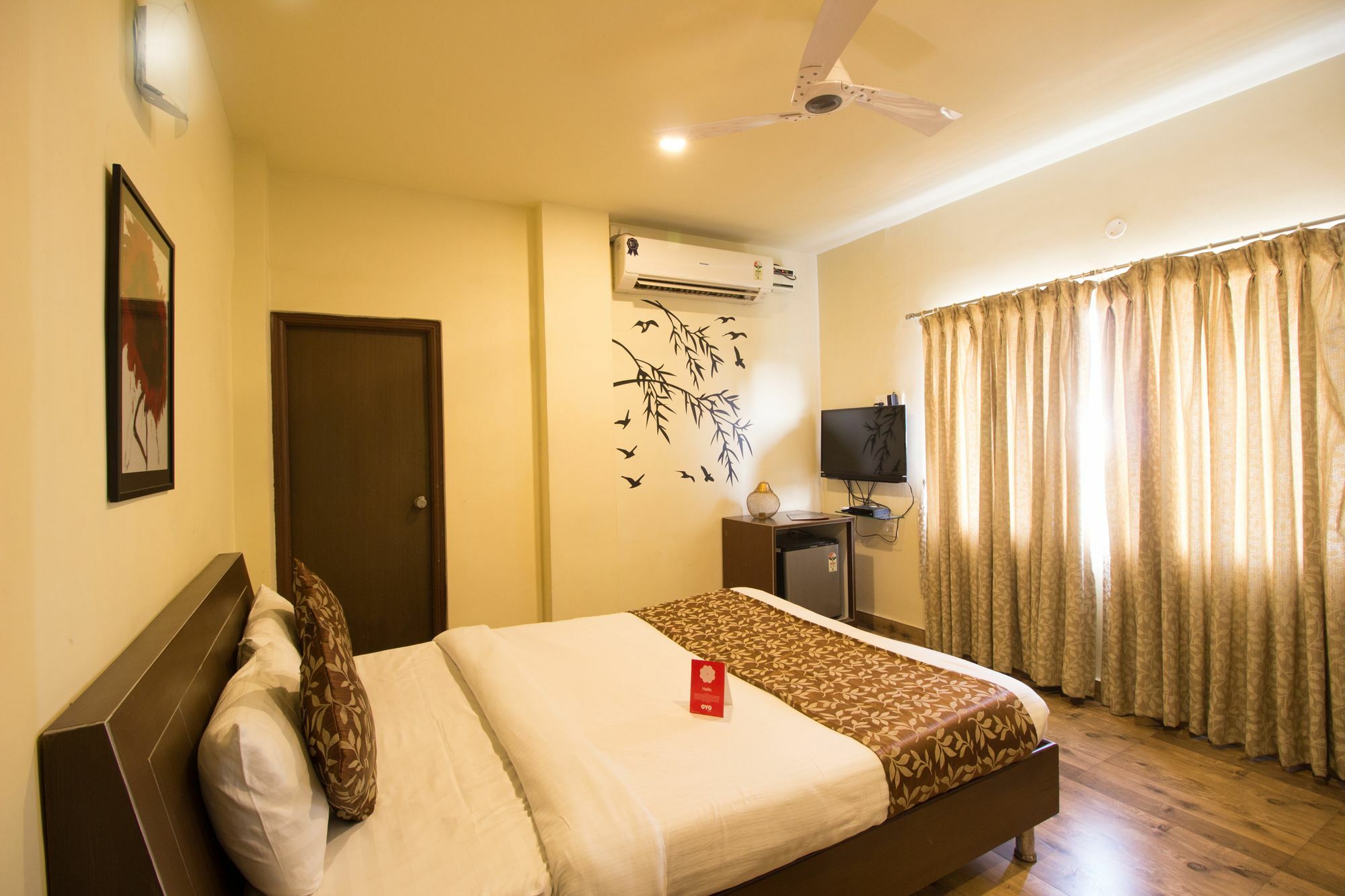 Oyo 674 Apartment Hotel Manar Luxury Suites Hyderabad Exterior photo